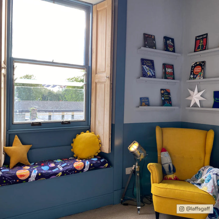 coat-paint-below-deck-blue-paint-flat-matt-interior-british-paint-childrens-room