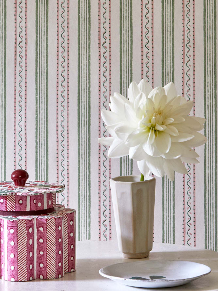 wiggle-stripe-wallpaper-green-pink-wallpaper-dado-atelier