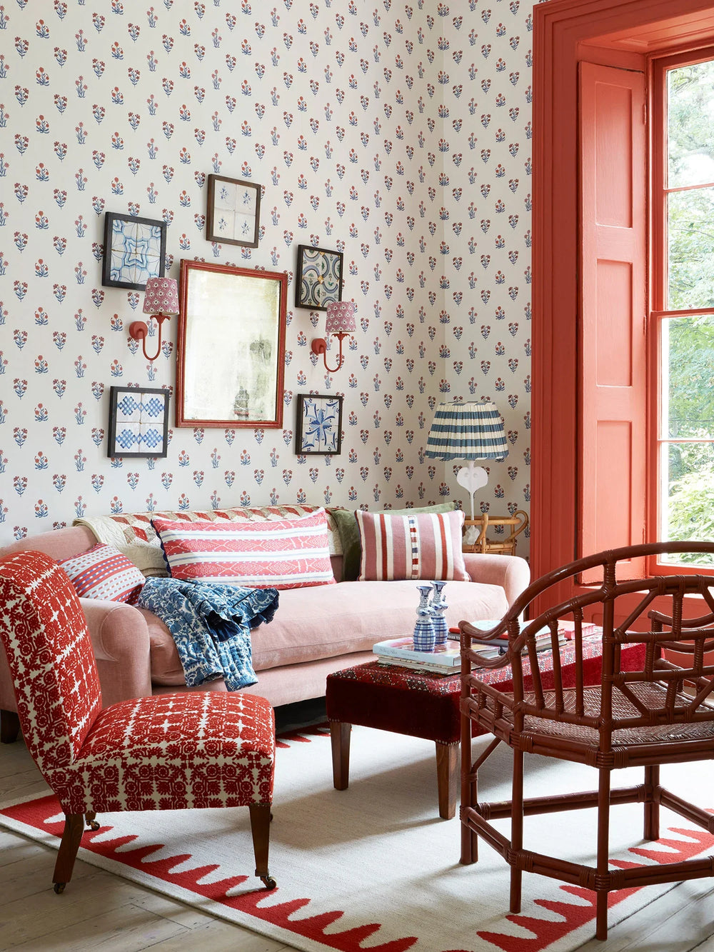 jaipur-flower-wallpaper-block-printed-indian-textile-design-dado-atelier-ruby-red-interior-lounge