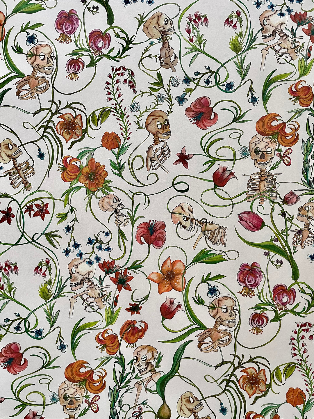 entanglement-wallpaper-skulls-skeletons-floral-vines-wallcovering-jojo-triggs-white