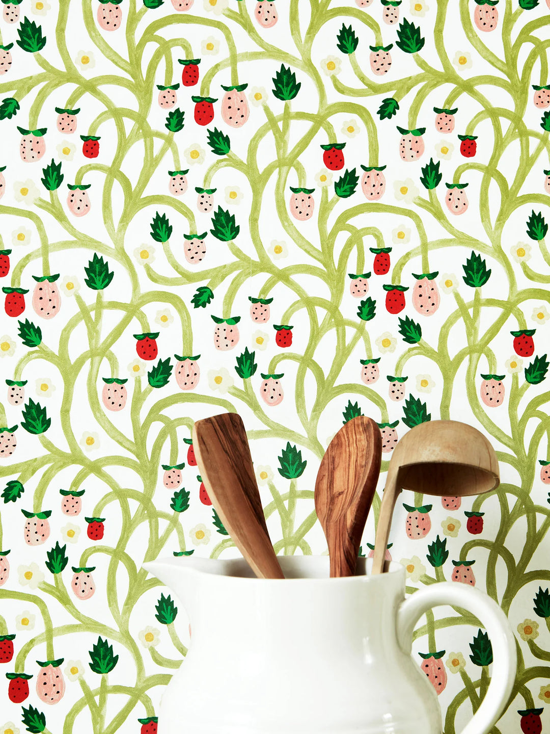 wild-strawberries-wallpaper-midnight-vine-cream-kitchen