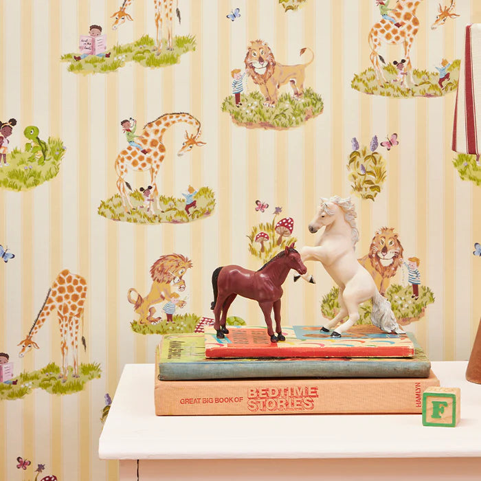 Poodle-and-blonde-wallpaper-childrens-themed-illustrated-animals-giraffe-lion-tortoise-stripe-background-nurdery-style-wallpaper-cartoons-hand-illustrate-daisy-stripe