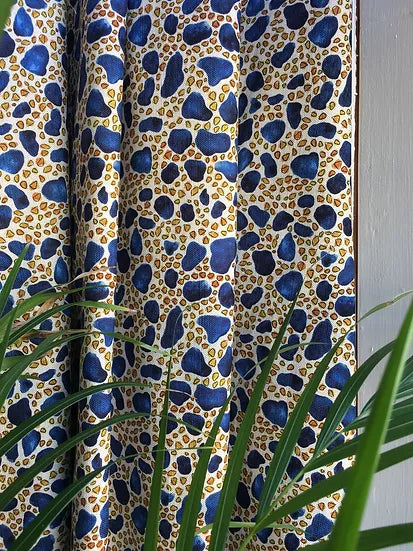 Bethie-Tricks-Giraffe-Print-Textile-saffron-Indogo-Pattern-sjin-print-flax-linen