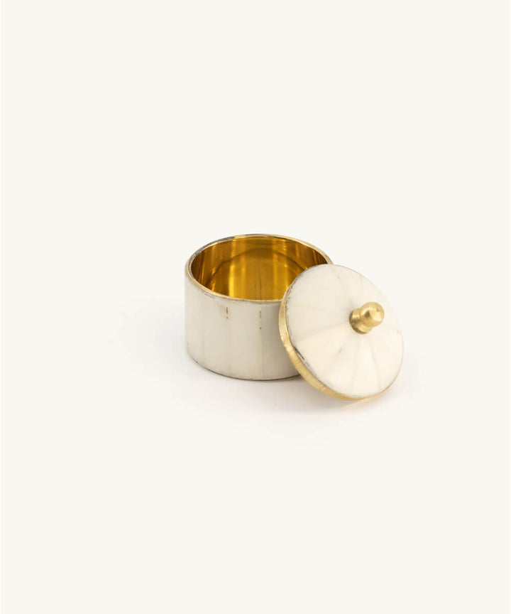 mini-chelsey-circus-white-trinket-box-with-lid-brass