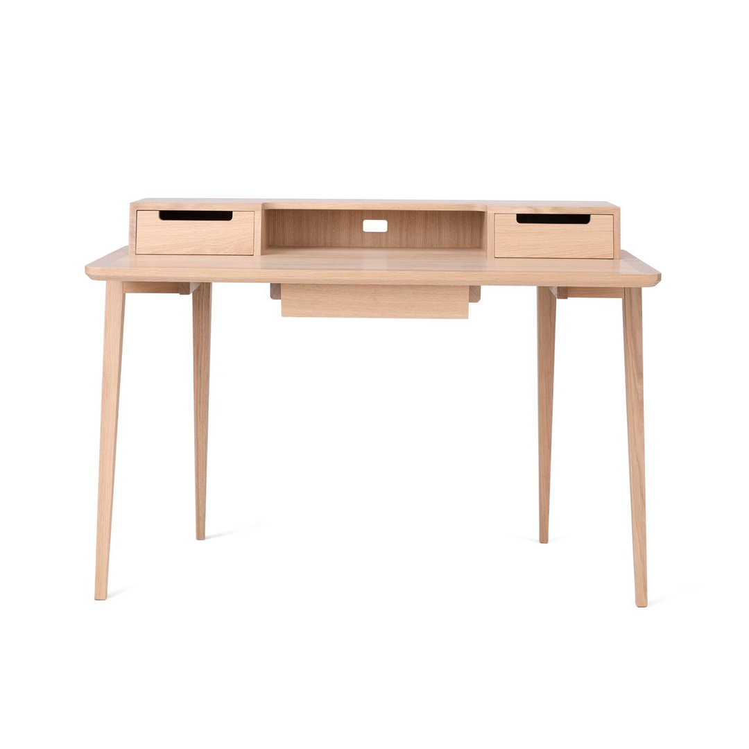 treviso-desk-oak-ercol-furniture-l.ercolani-designer-range-made-in-england-british-craftsmanship-mid-century-wok-station