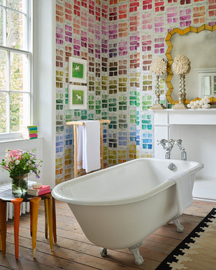 minnie-kemp-mindthe-gap-palette-wallpaper-multi-coloured-paint-palette-bathroom
