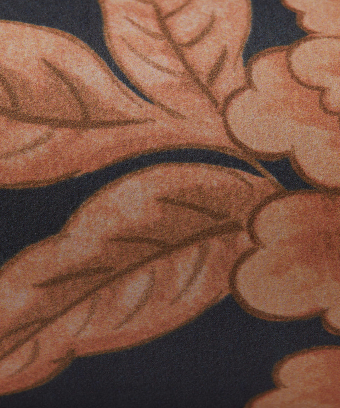 liberty-botanical-atlas-porcelain-trail-wallpaper-ink-blue-copper-rust-floral-trail-hallway-panelling