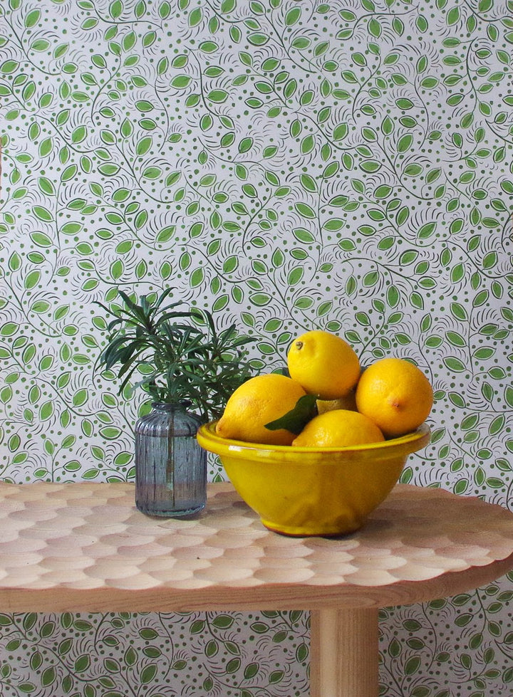 Lowri - Little Leaves Green Wallpaper