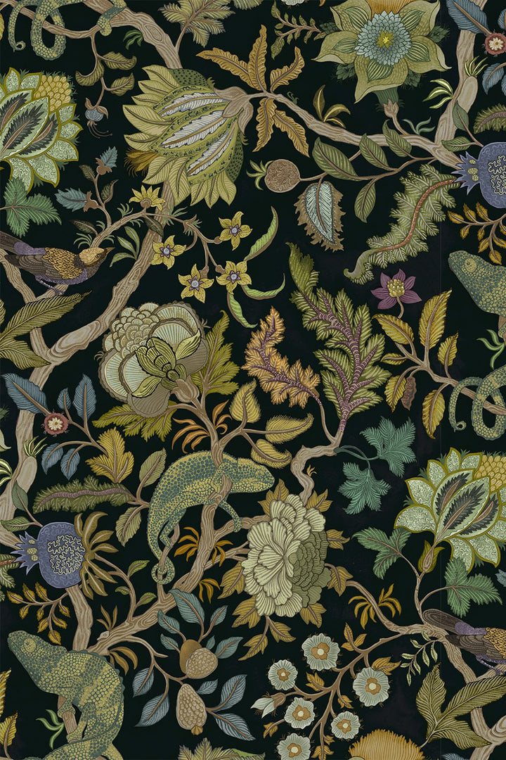 Josephine-munsey-wallpapers-interiors-chameleon-trail-floral-black-green-wallpaper