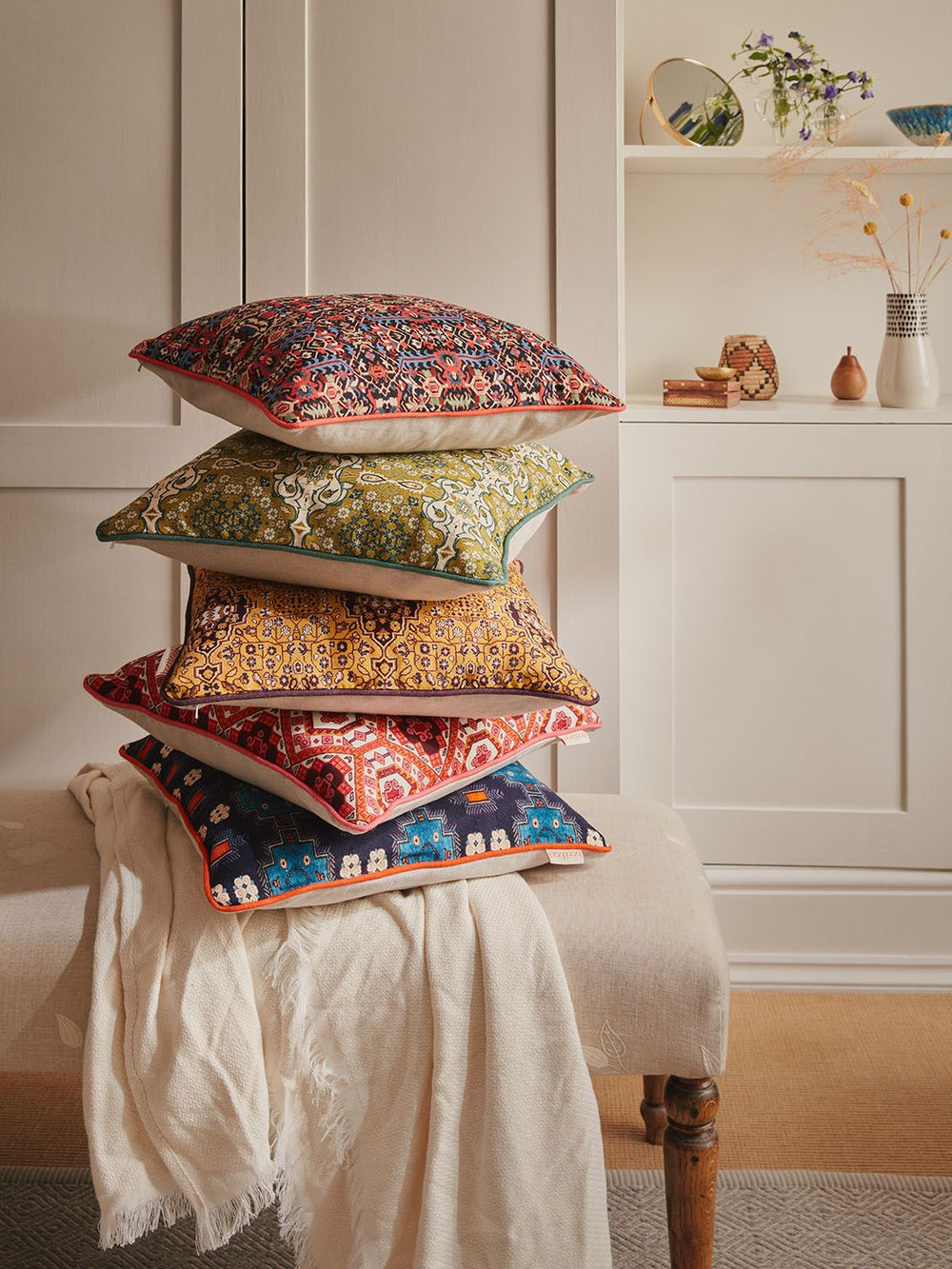 izziizzi-linen-cushions-geometric-astec-design-british-made-uk-designer