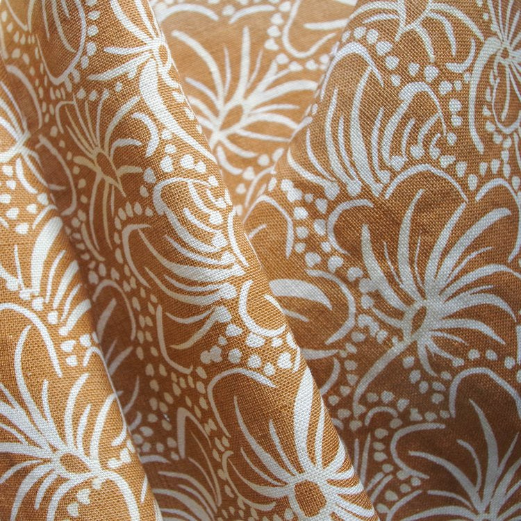 Lowri-textiles-Viola-ditsy-fabric-crinckle-rust-terracotta-textile-printed-linen-cotton-flowers-white-spots- 