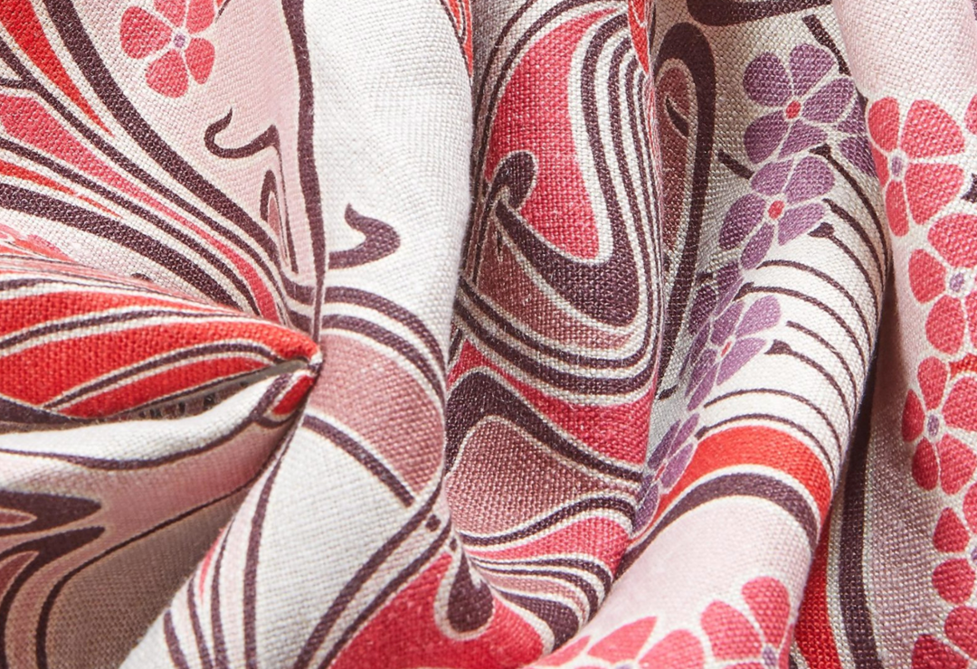 liberty-fabrics-interiors-ianthe-bloom-multi-ladbroke-linen-heritage-floral-repeat-design-100%-linen