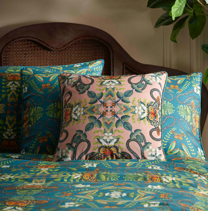 wedgwood-by-clarke-&-clarke-botanical-butterfly-dragonfly-duvet-bedding-set-fresh-interior