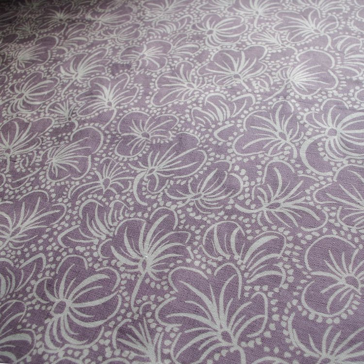 Lowri-textiles-linen-cotton-violas-lilac-abstract-floral-pattern-print-delicate-small-flowers-white-lilac-printed-fabric