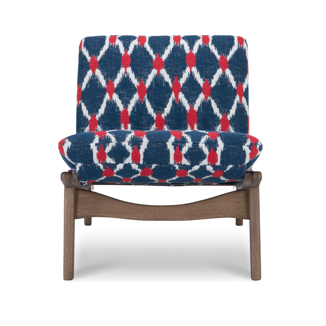 mind-the-gap-red-blue-white-jacquard-design-woven-fabric-stylish-chair-luxury-furniture-designer-high-end-wooden-frame
