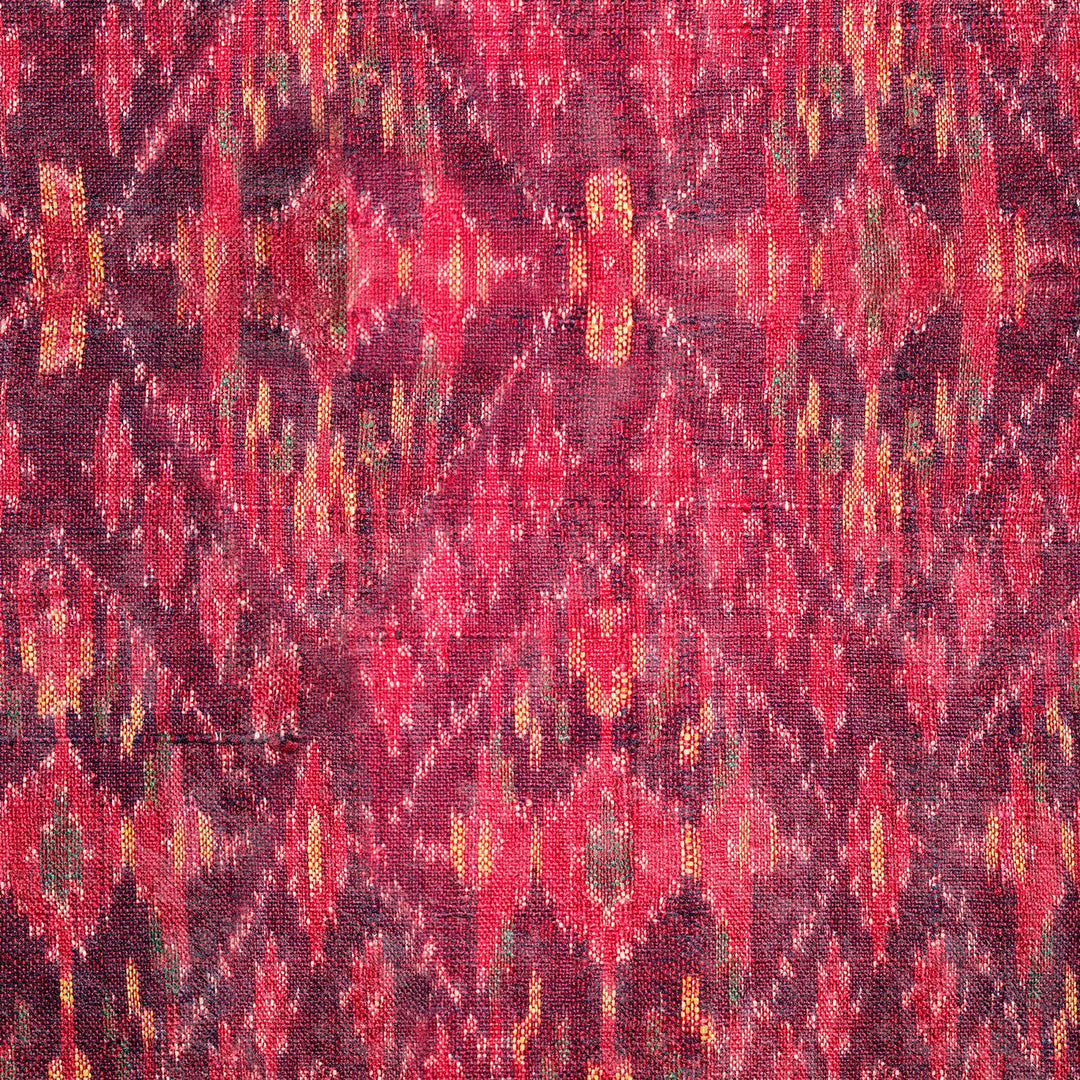mind-the-gap-bukhara-wallpaper-world-of-fabrics-collection-textured-red-kazhkstan-inspired-textiles-maximalist-statement-interior