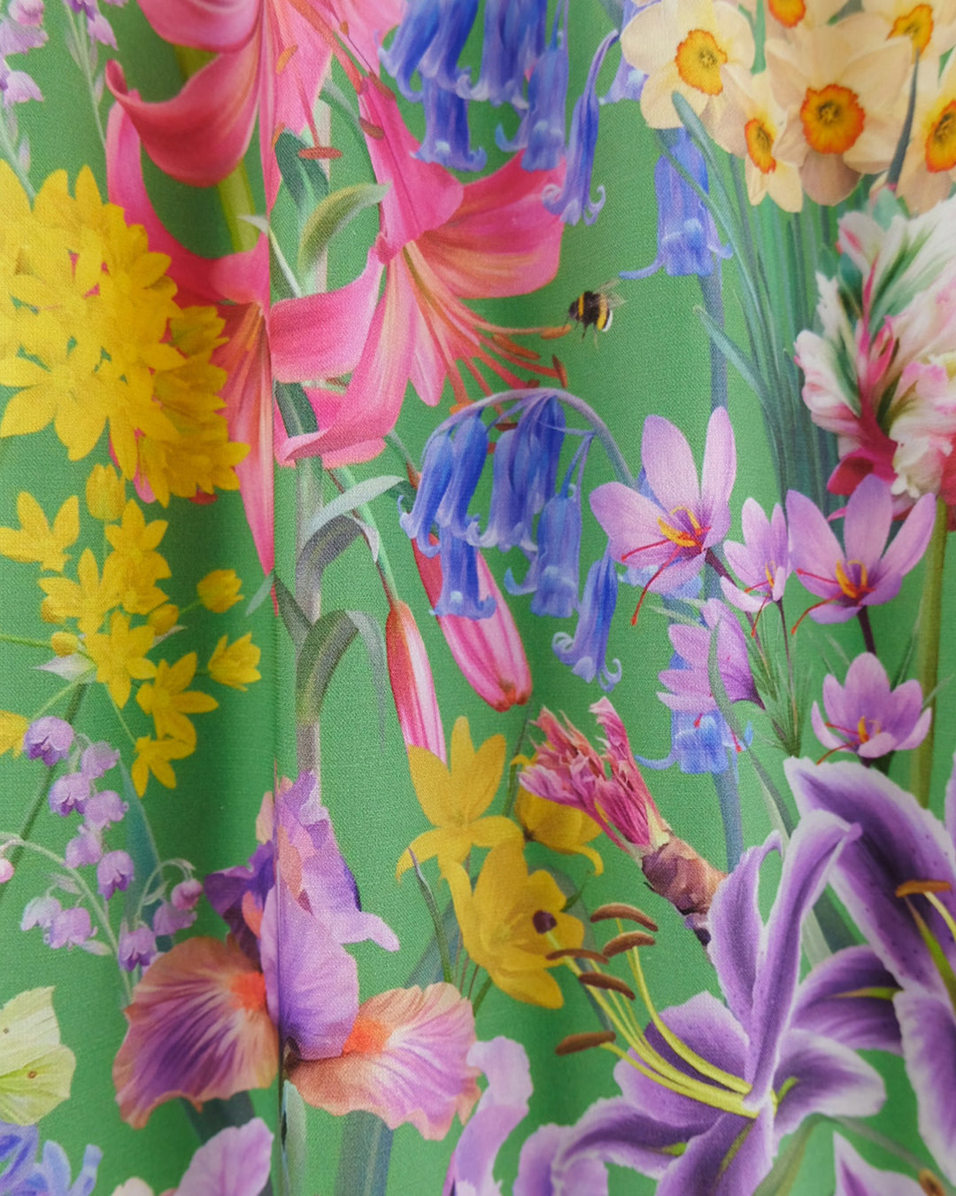 bauldry-botanicals-floral-flower-print-design-organic-cotton-hemp-slub-bees-butterflies-nature-inspired-fabric-curtains-drapery-cushions-blinds