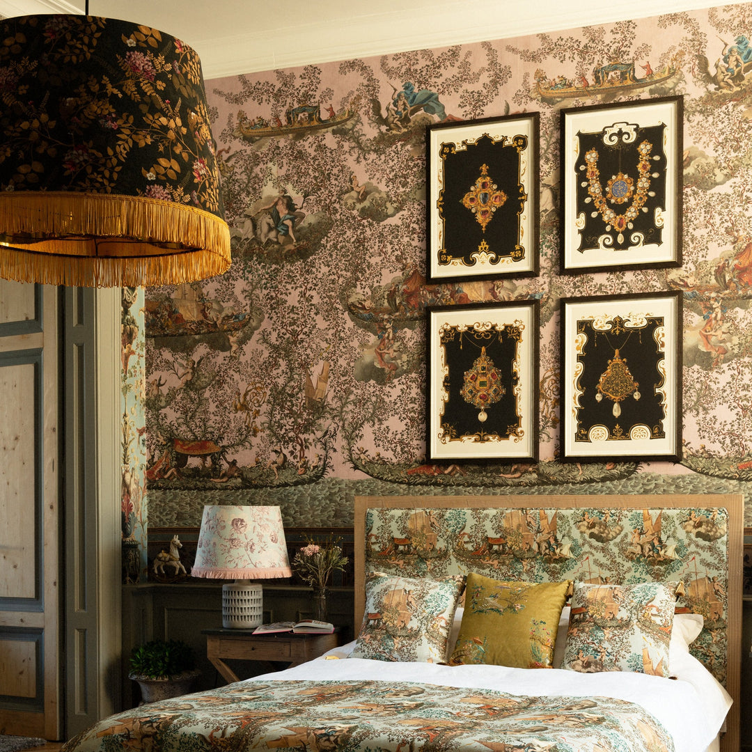 mind-the-gap-journey-to-eden-wallpaper-transylvanian-manor-collection-renaissance-style-wolfgang-engravings-statement-interior