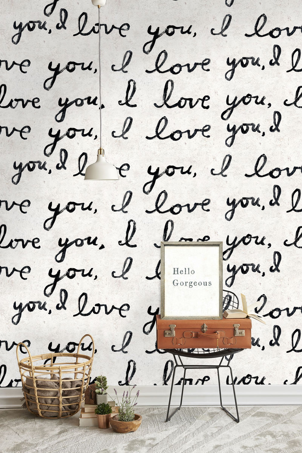 mind-the-gap-i-love-you-wallpaper-sugarboo-collection-black-and-white-handwritten-room