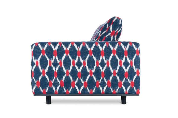 mind-the-gap-alpharetta-sofa-seebensee-woven-fabric-blue-red-white-modern-designer