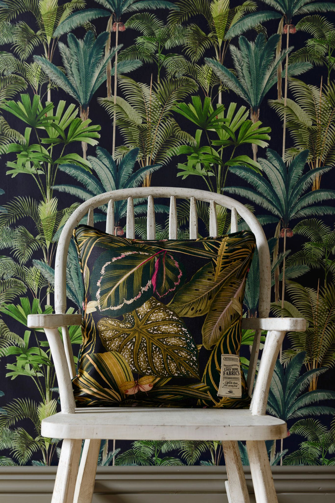 mind the gap tropical mood linens amazonia leaves and bugs